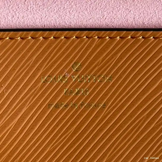 Cheap TWIST LOUIS MM VUITTON 0530